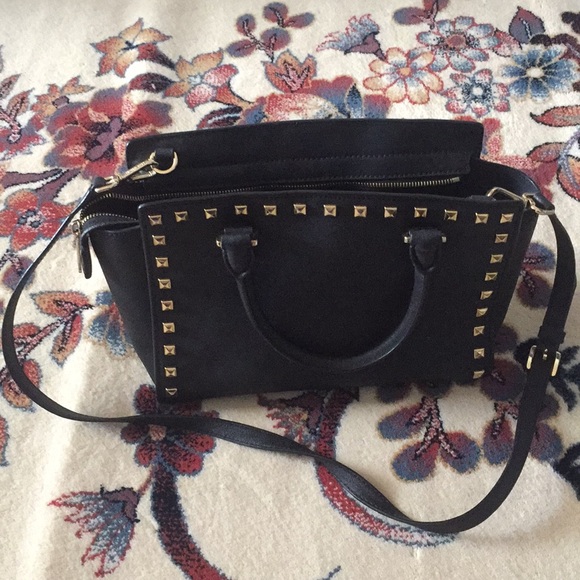 Michael Kors Purse - Picture 3 of 3